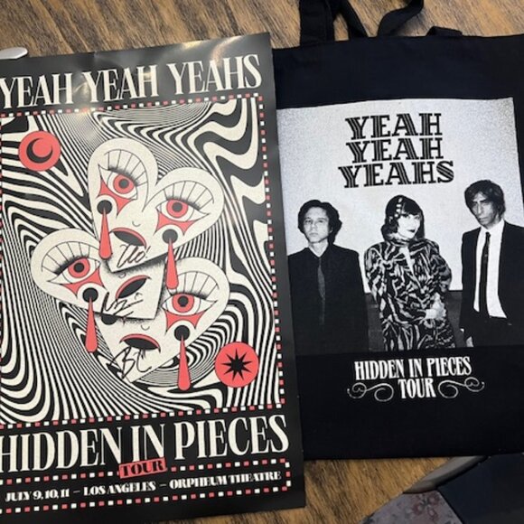 Yeah Yeah Yeahs VIP Package Tour Tote and Signed Autographed Poster - Picture 1 of 4